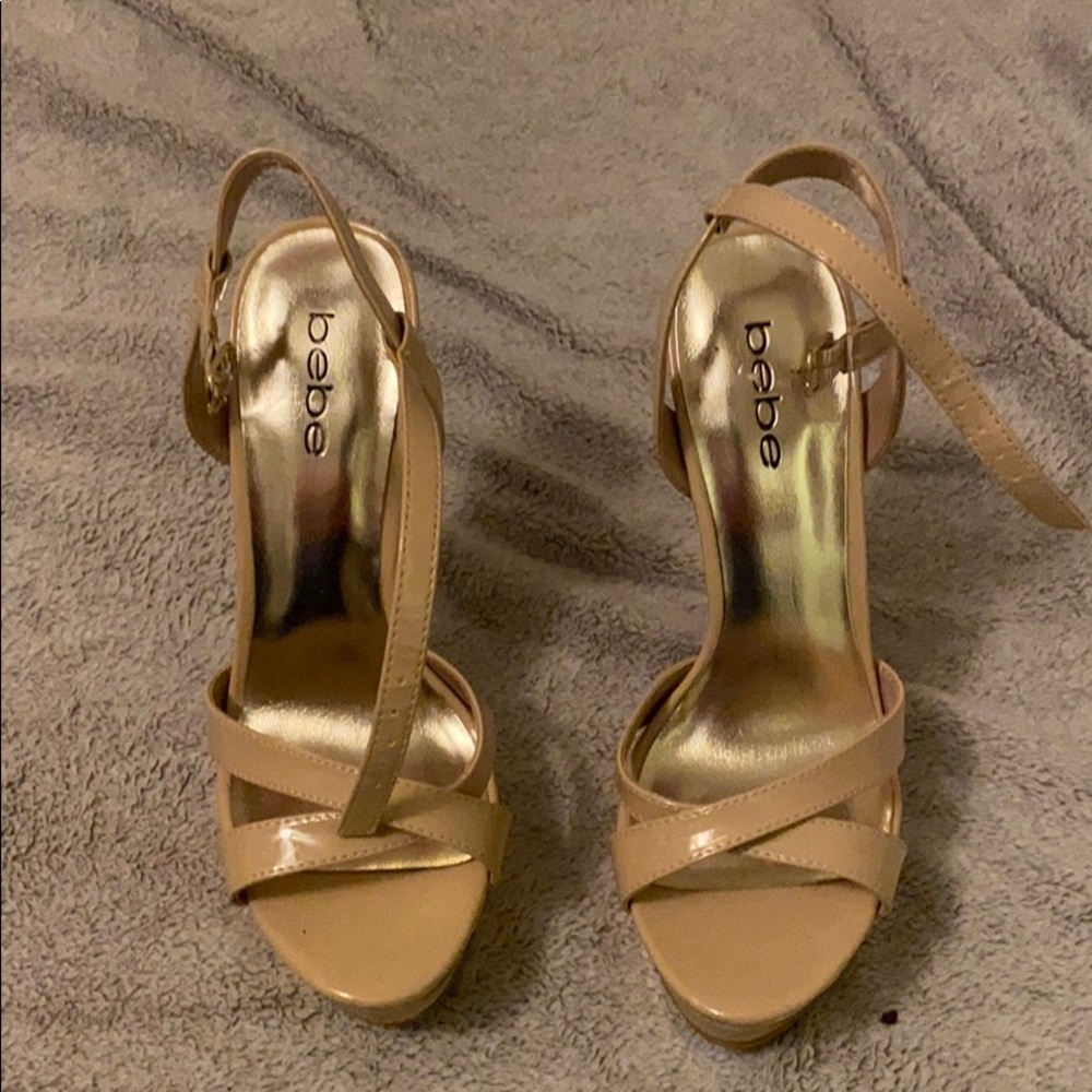 shoes 👠 in closet